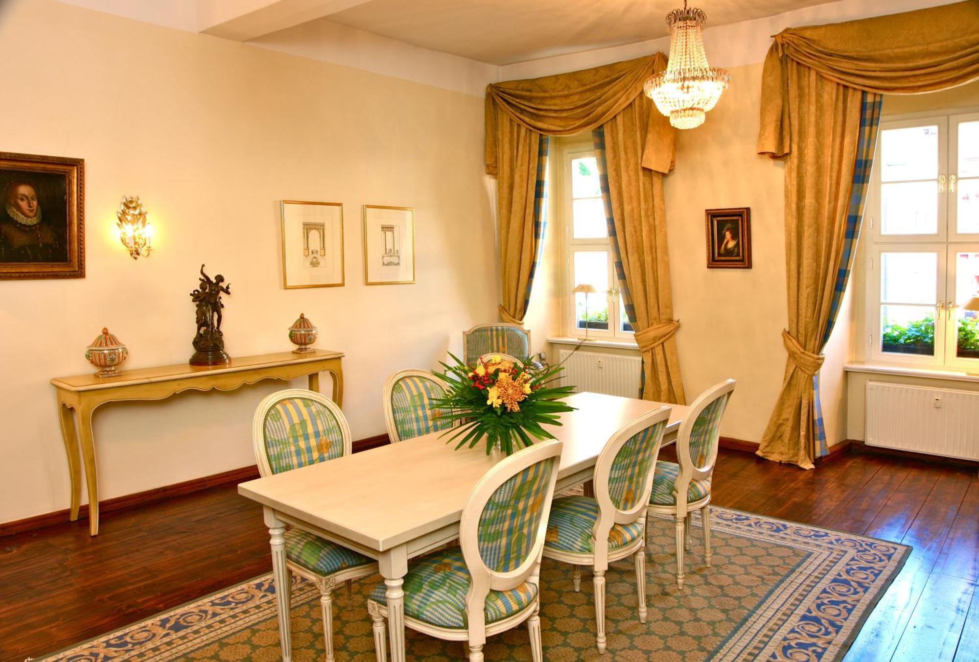 Hotel Graf Von Mansfeld Лутерщад Айзлебен Екстериор снимка