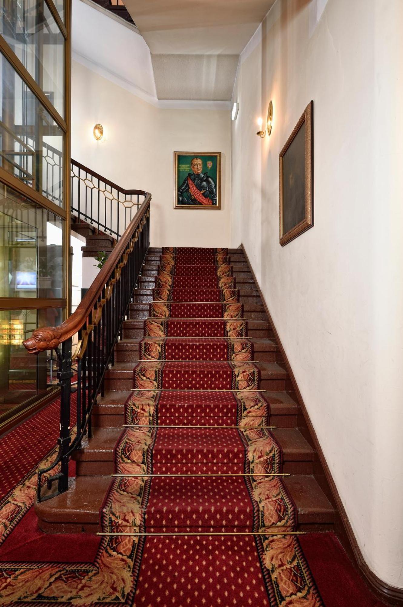 Hotel Graf Von Mansfeld Лутерщад Айзлебен Екстериор снимка
