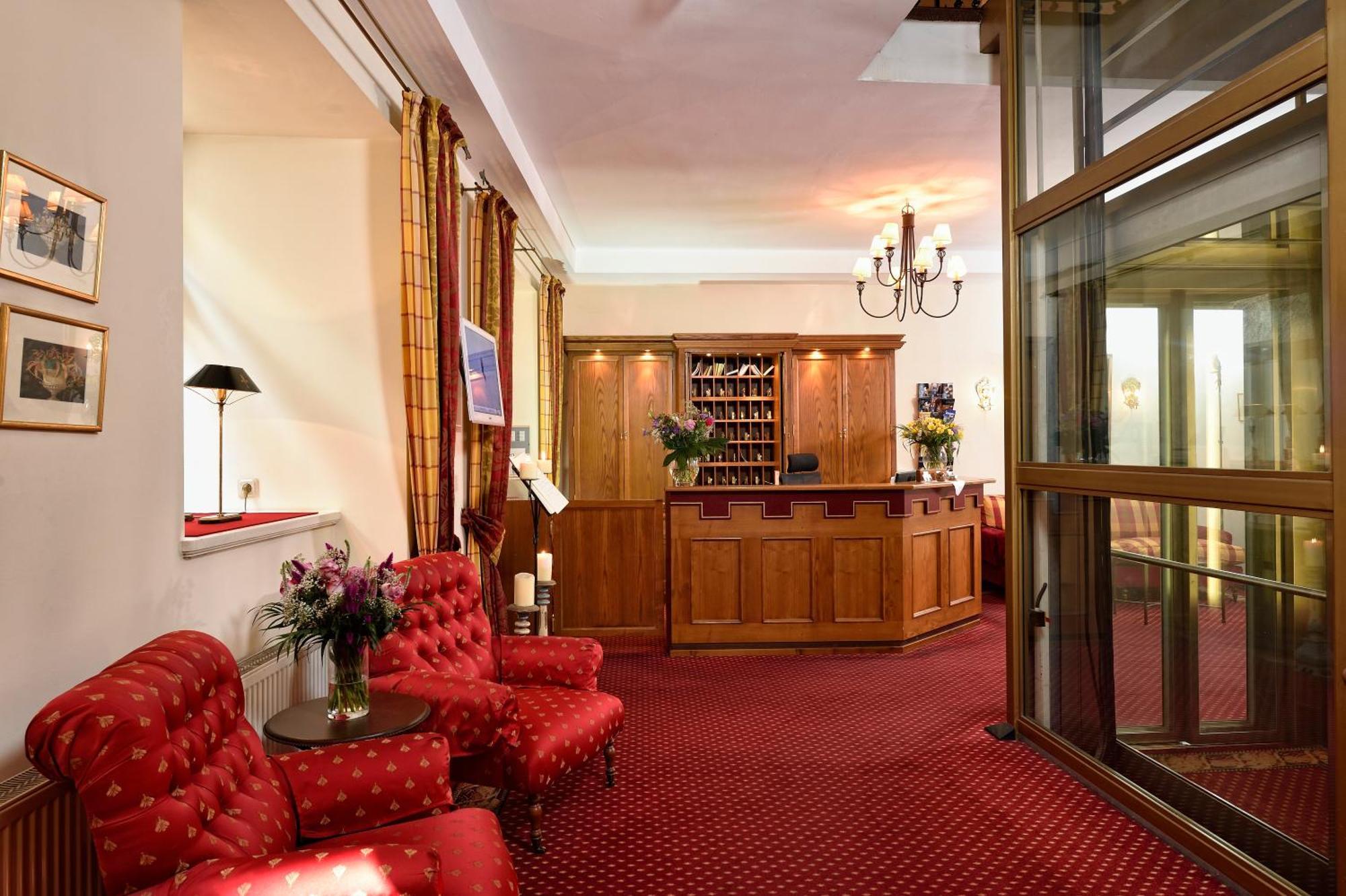 Hotel Graf Von Mansfeld Лутерщад Айзлебен Екстериор снимка