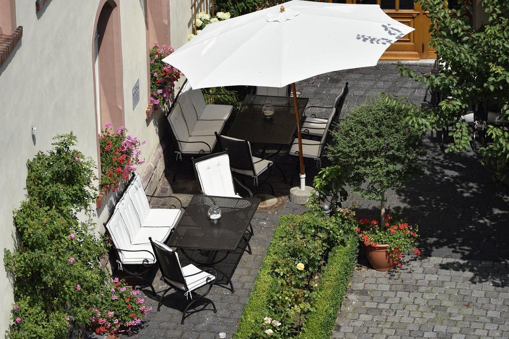 Hotel Graf Von Mansfeld Лутерщад Айзлебен Екстериор снимка
